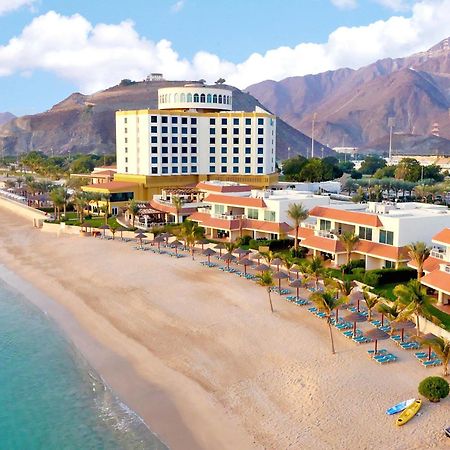 Oceanic Khorfakkan Resort & Spa Khor Fakkan Exterior foto